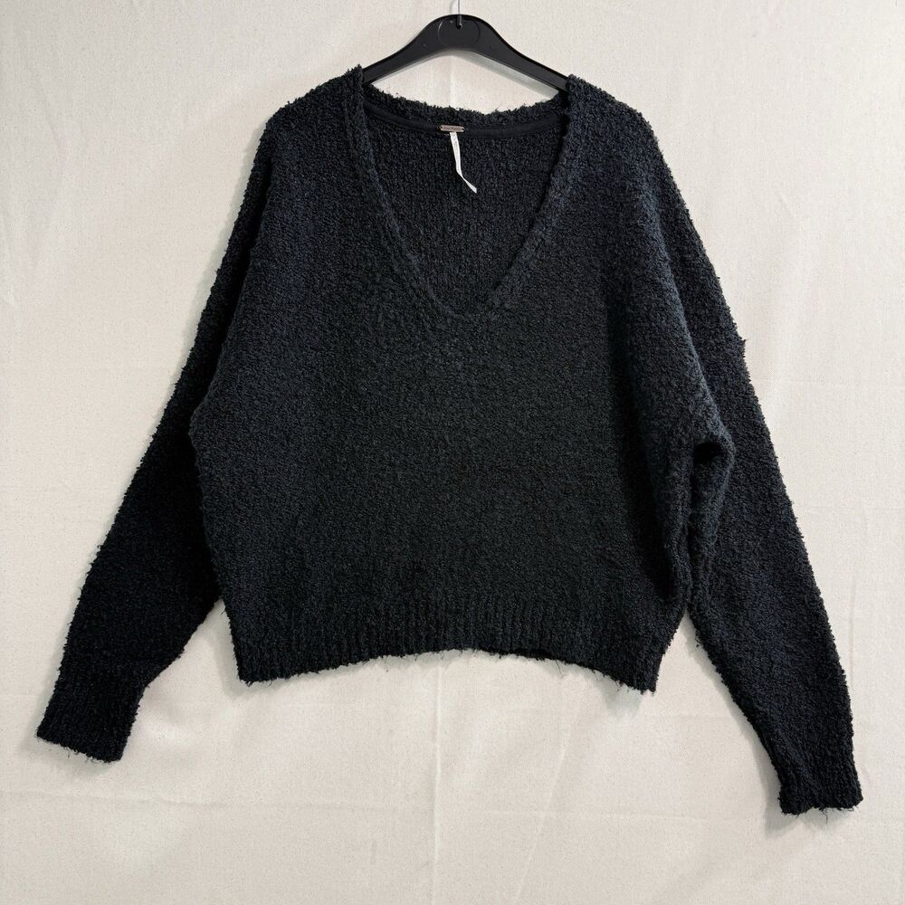 Free People Finders Keepers Sweater Womens M Black Fuzzy V Neck Oversized